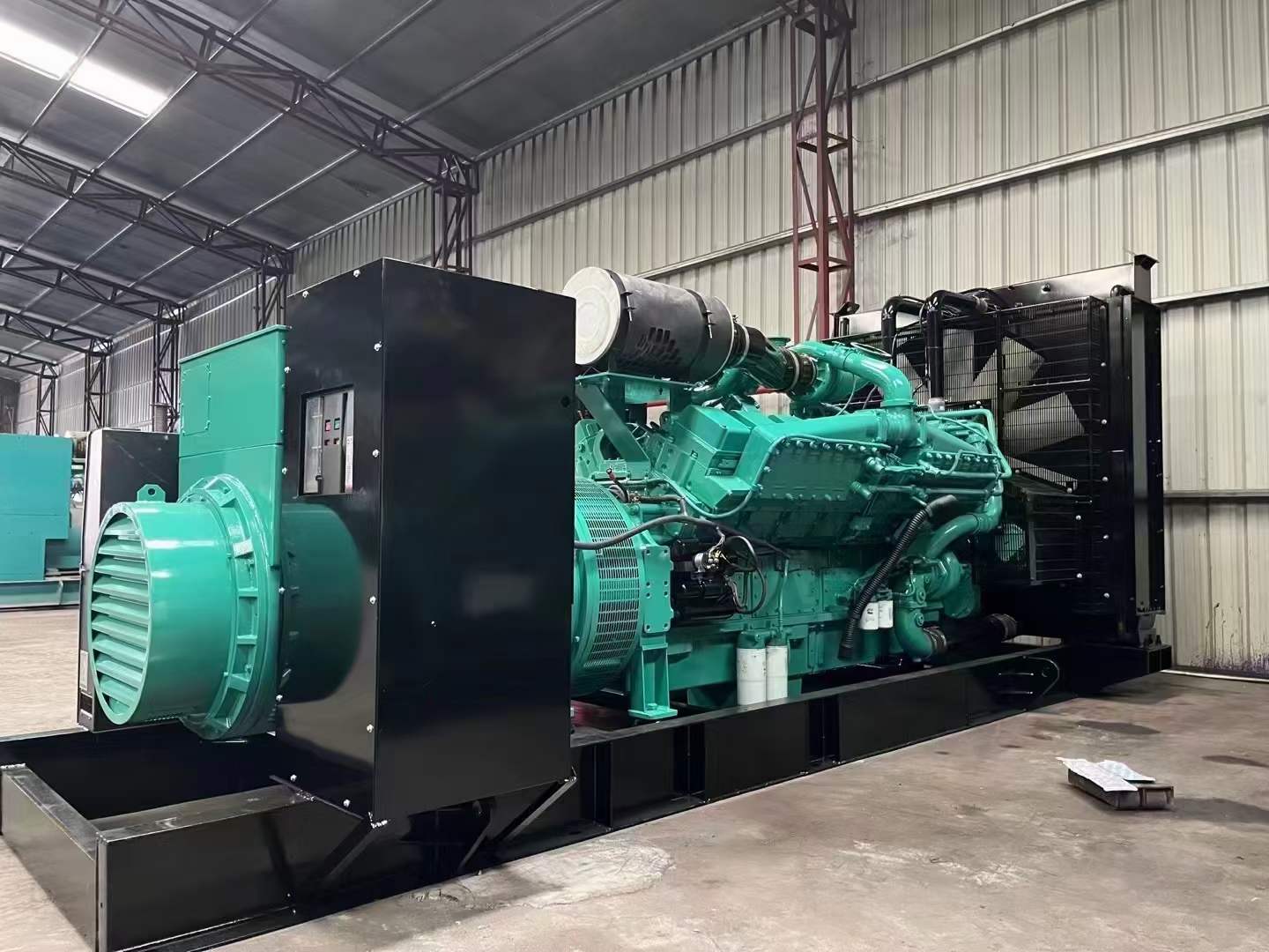 昭化如何降低 800kW 柴油发电机输出电流的波动？